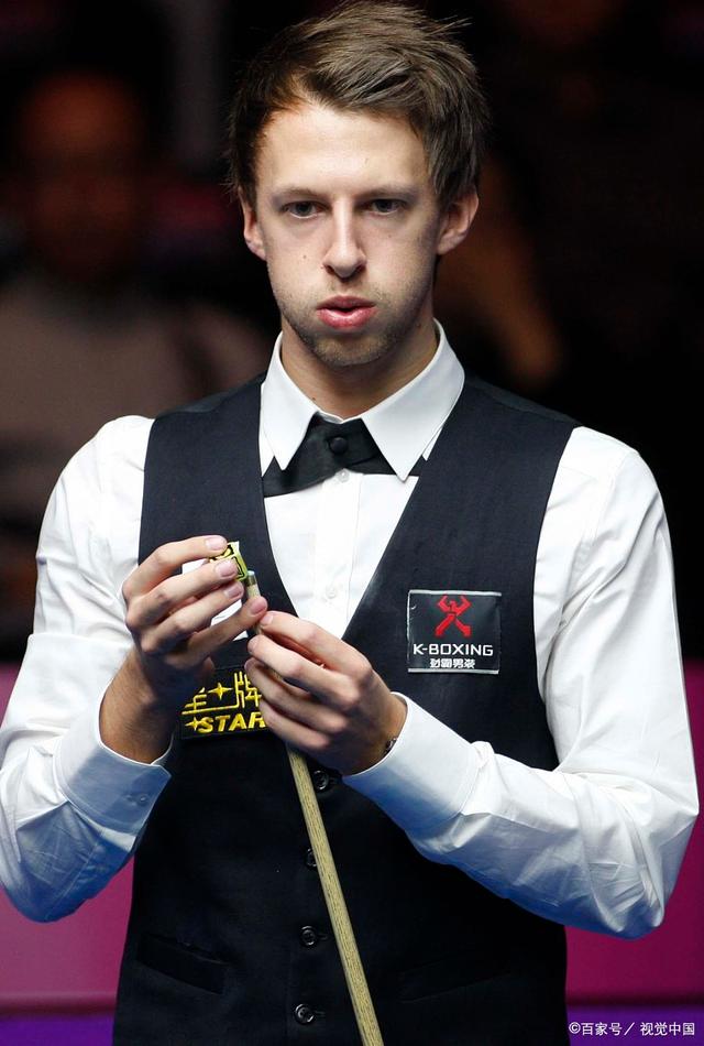 边路传中频 边路传中频